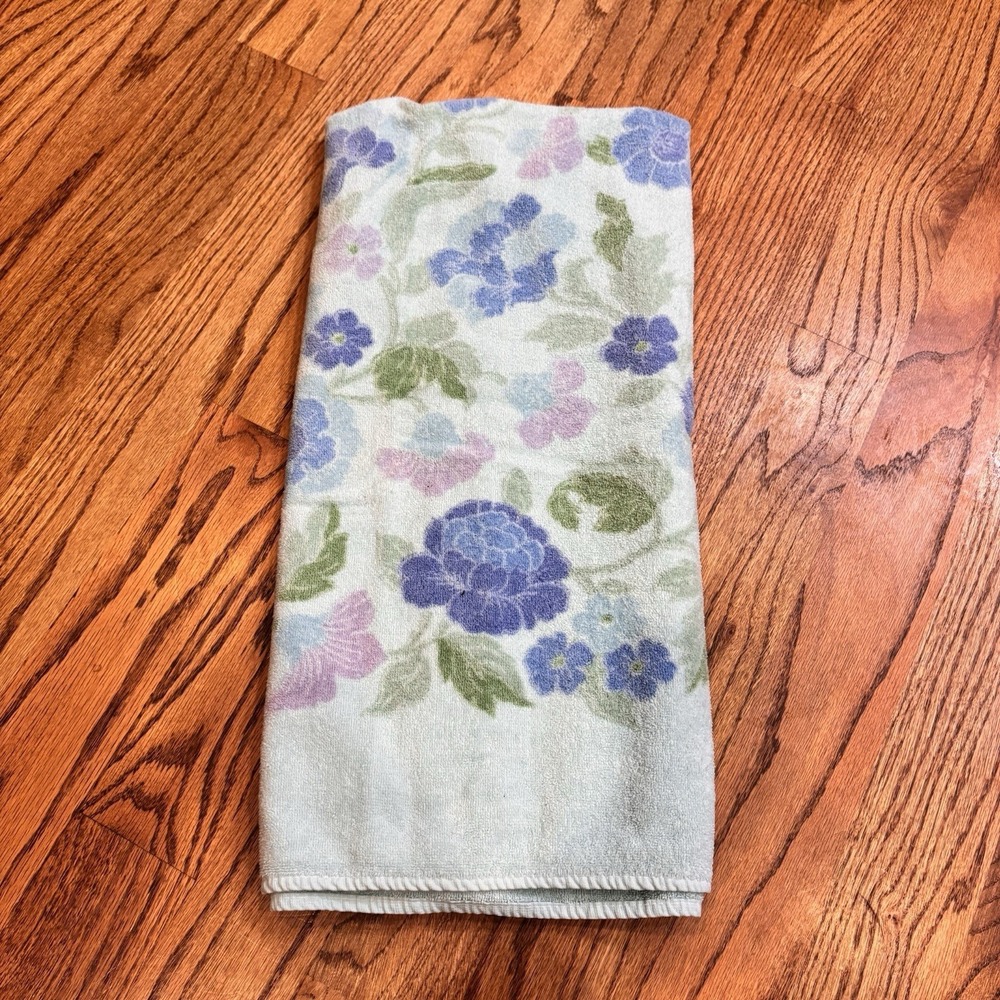Utica Fine Arts J.P. Stevens‎ Floral Bath Towel Blue Pink Green 100% Cotton USA